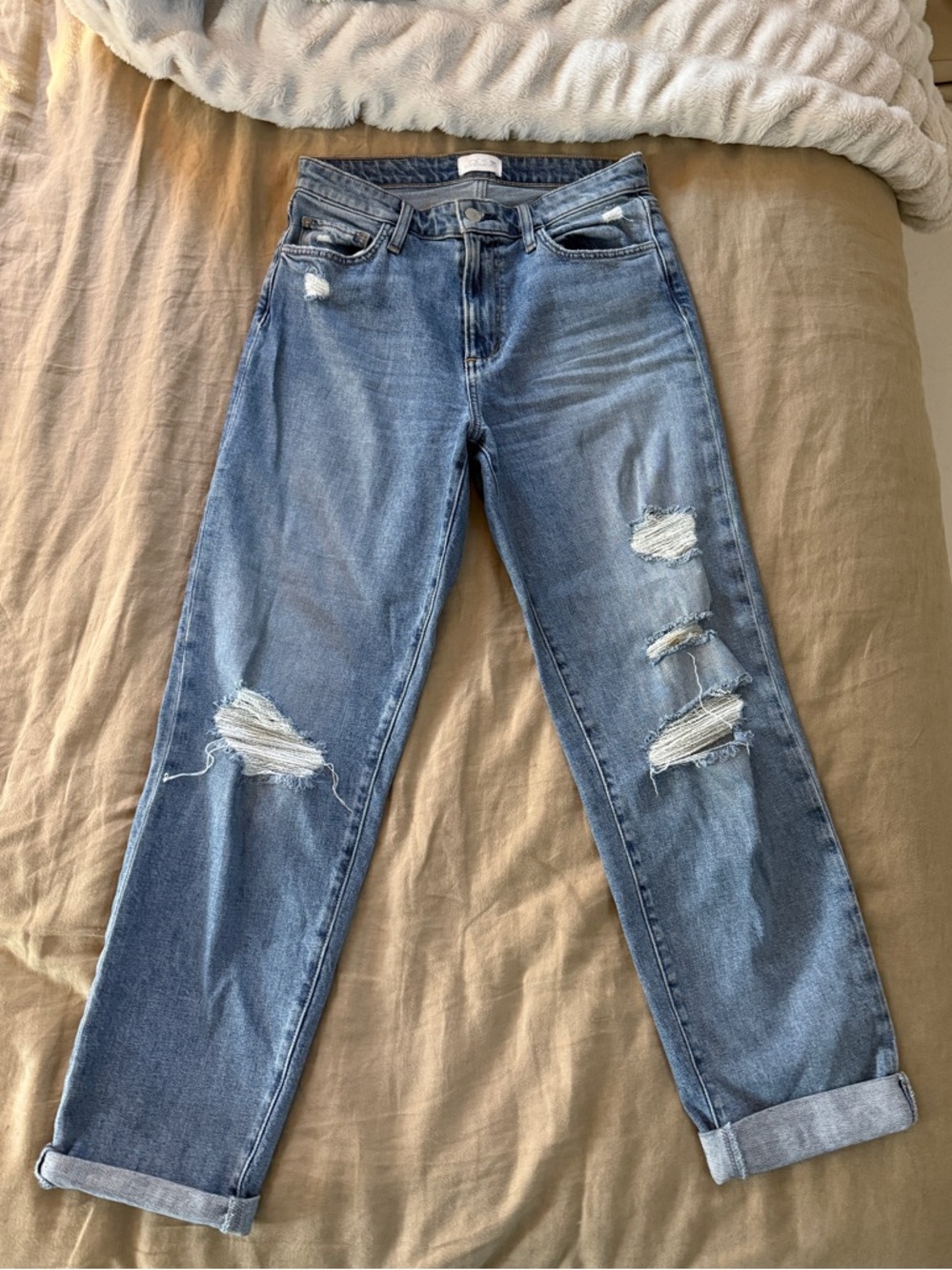 Joe's Jeans The Niki Mid rise boyfriend